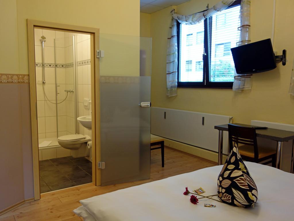 Stadthotel Регенсбург Стая снимка